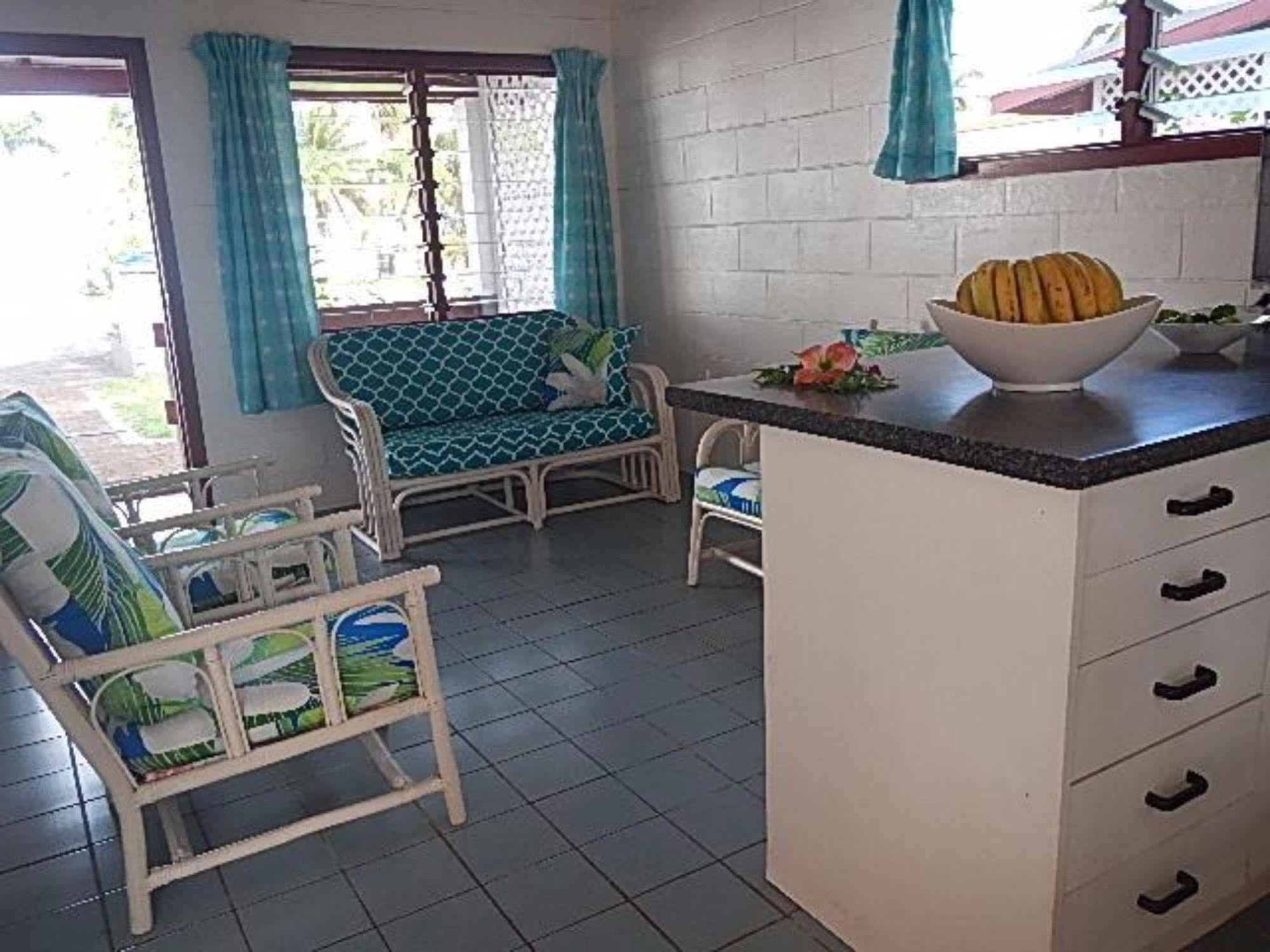 Reef Motel - Aitutaki Arutanga Exterior foto