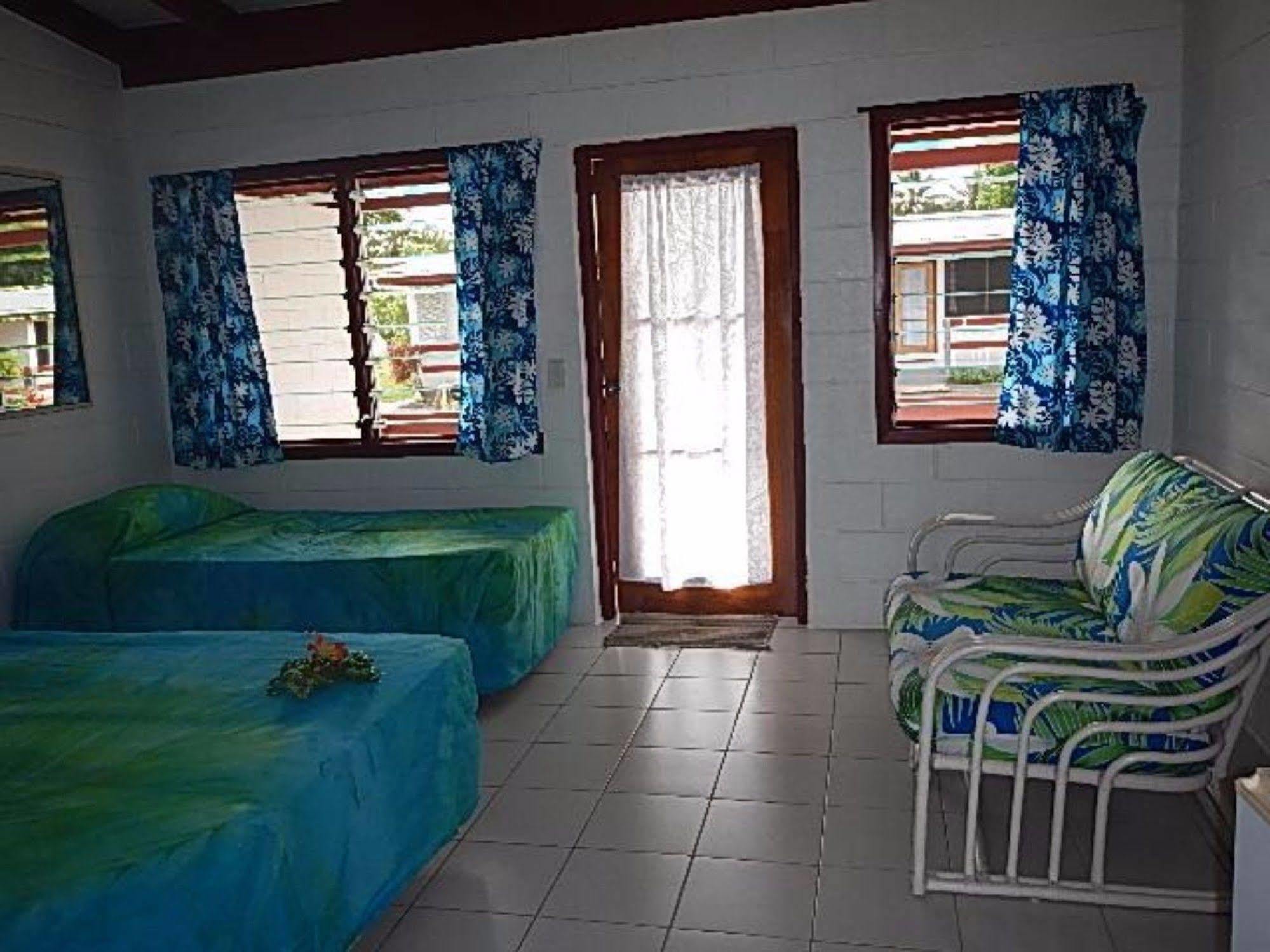 Reef Motel - Aitutaki Arutanga Exterior foto